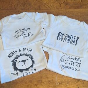 Baby Graphic Bodysuits Set